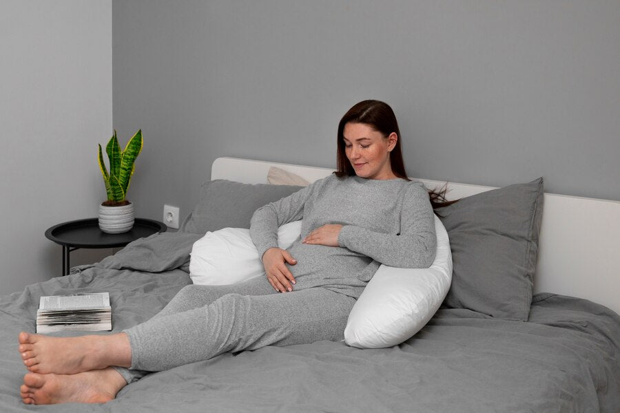 The Evolution of Pregnancy Pillows: Historical Insights and Modern Innovations