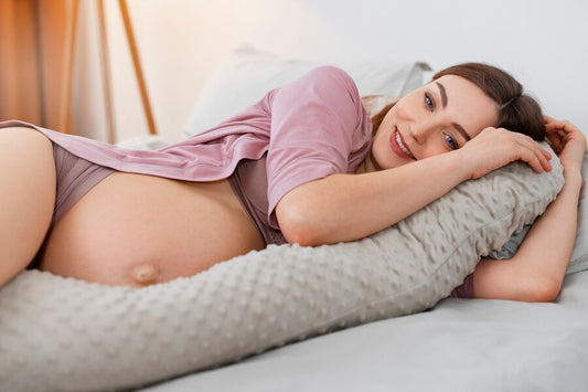 DIY Pregnancy Pillow Hacks: Custom Comfort Solutions for Expecting Mothers